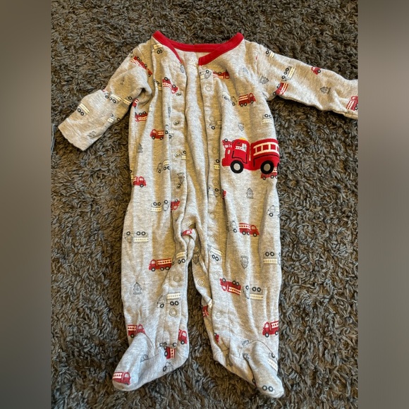 Mostly Carters 3-9 month sleepers - Picture 6 of 6